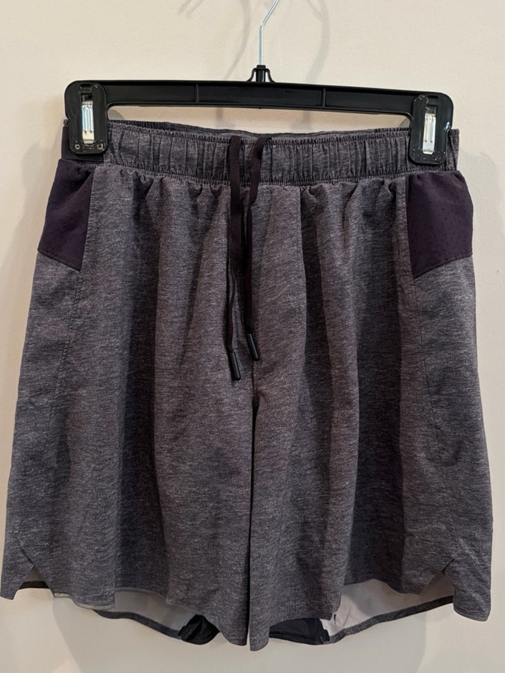 lululemon athletica Men's Charcoal Drawstring Athletic Shorts